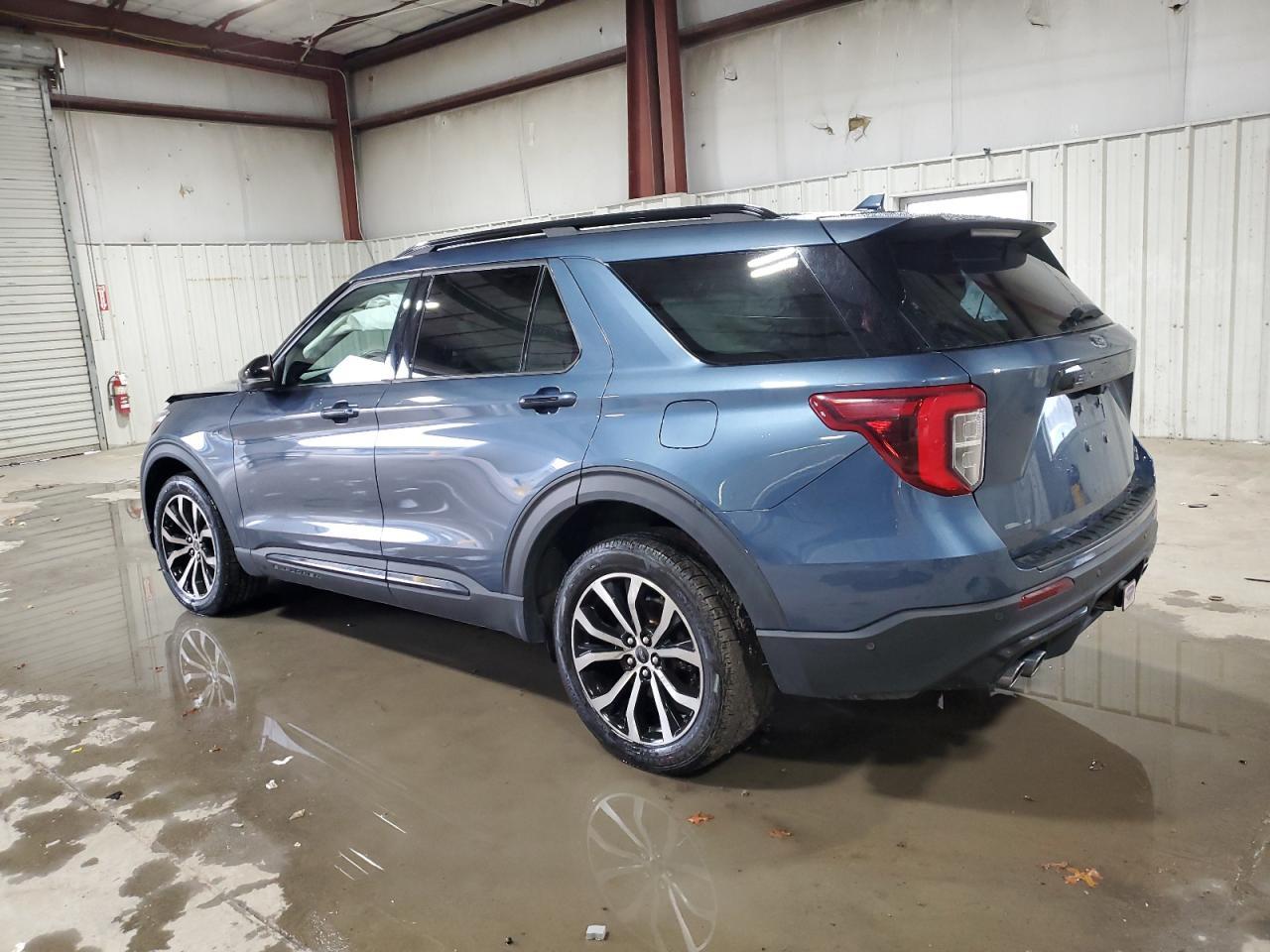 2020 Ford Explorer St - Image 2