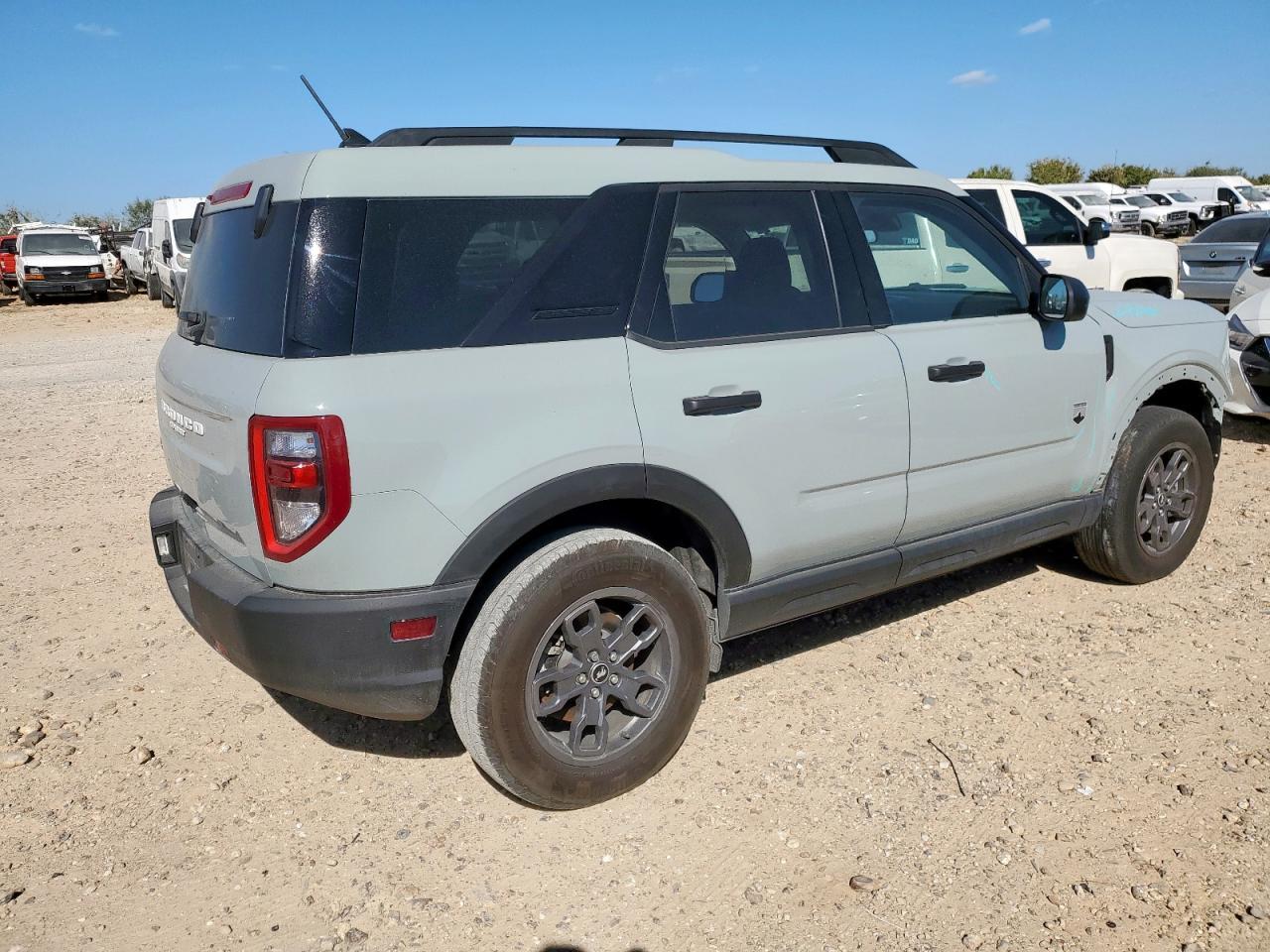 2023 Ford Bronco Sport Big Bend - Image 3