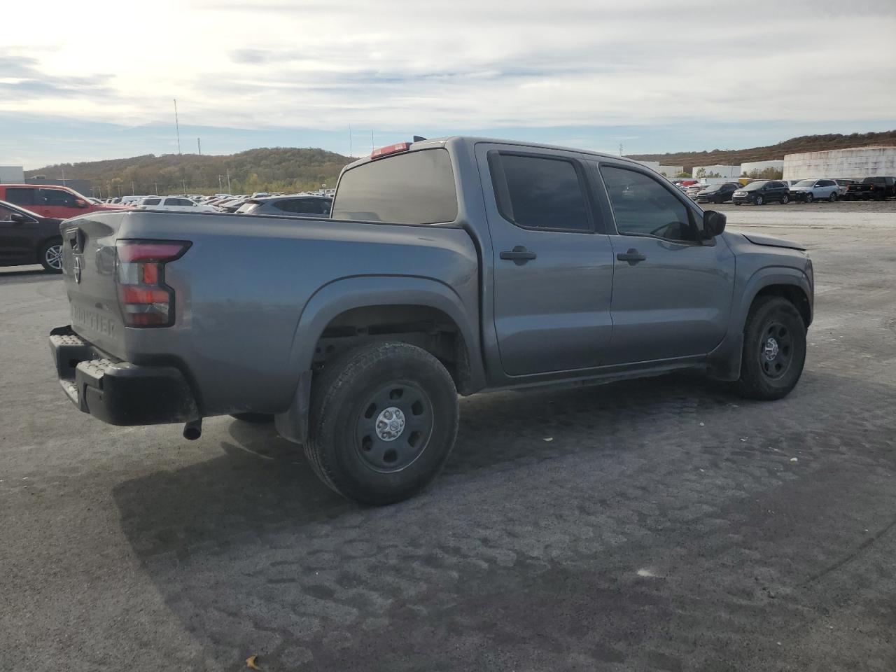 2022 Nissan Frontier S - Фото 3