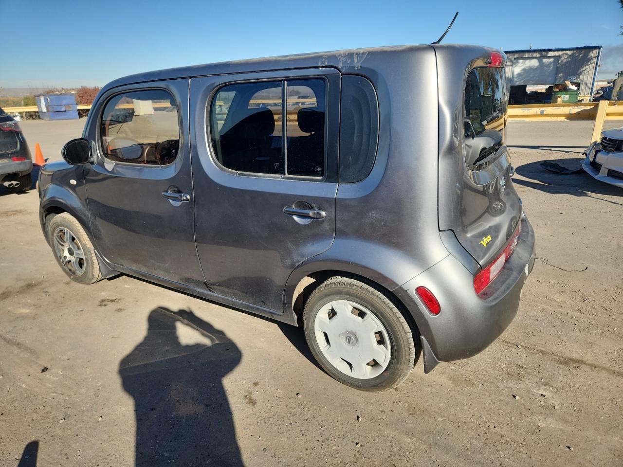 2014 Nissan Cube S - Image 2