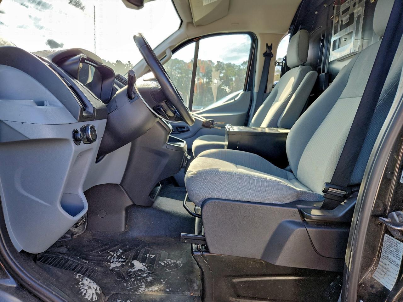 2015 Ford Transit T-150 Utility / Service Van - Image 7