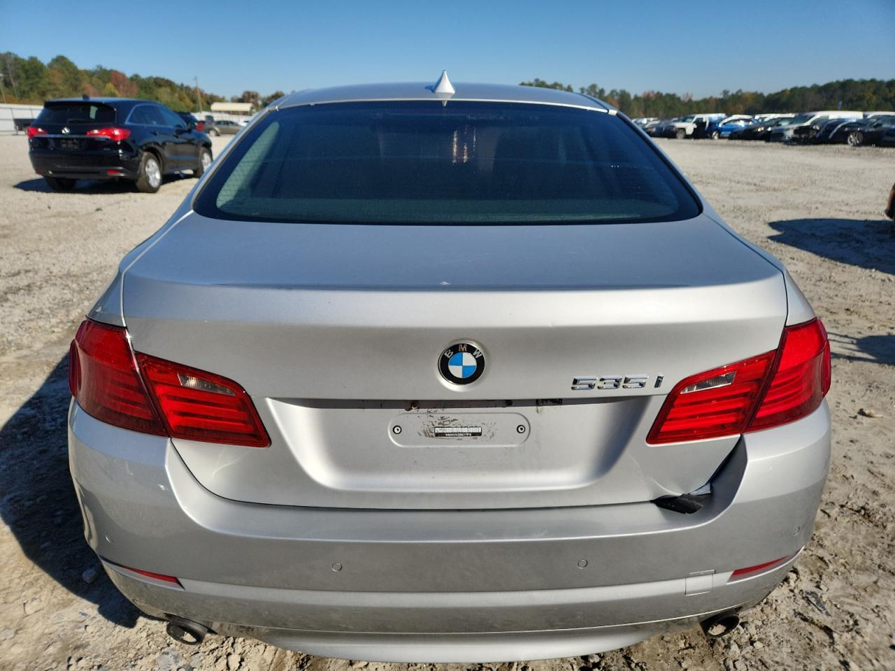 2011 BMW 535 Xi - Image 6
