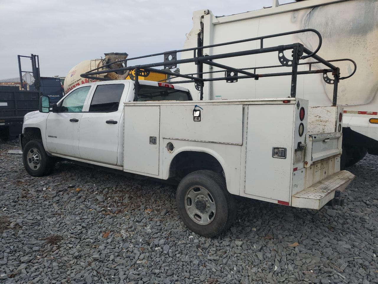 2015 Chevrolet Silverado 2500 Utility / Service Truck - Фото 2