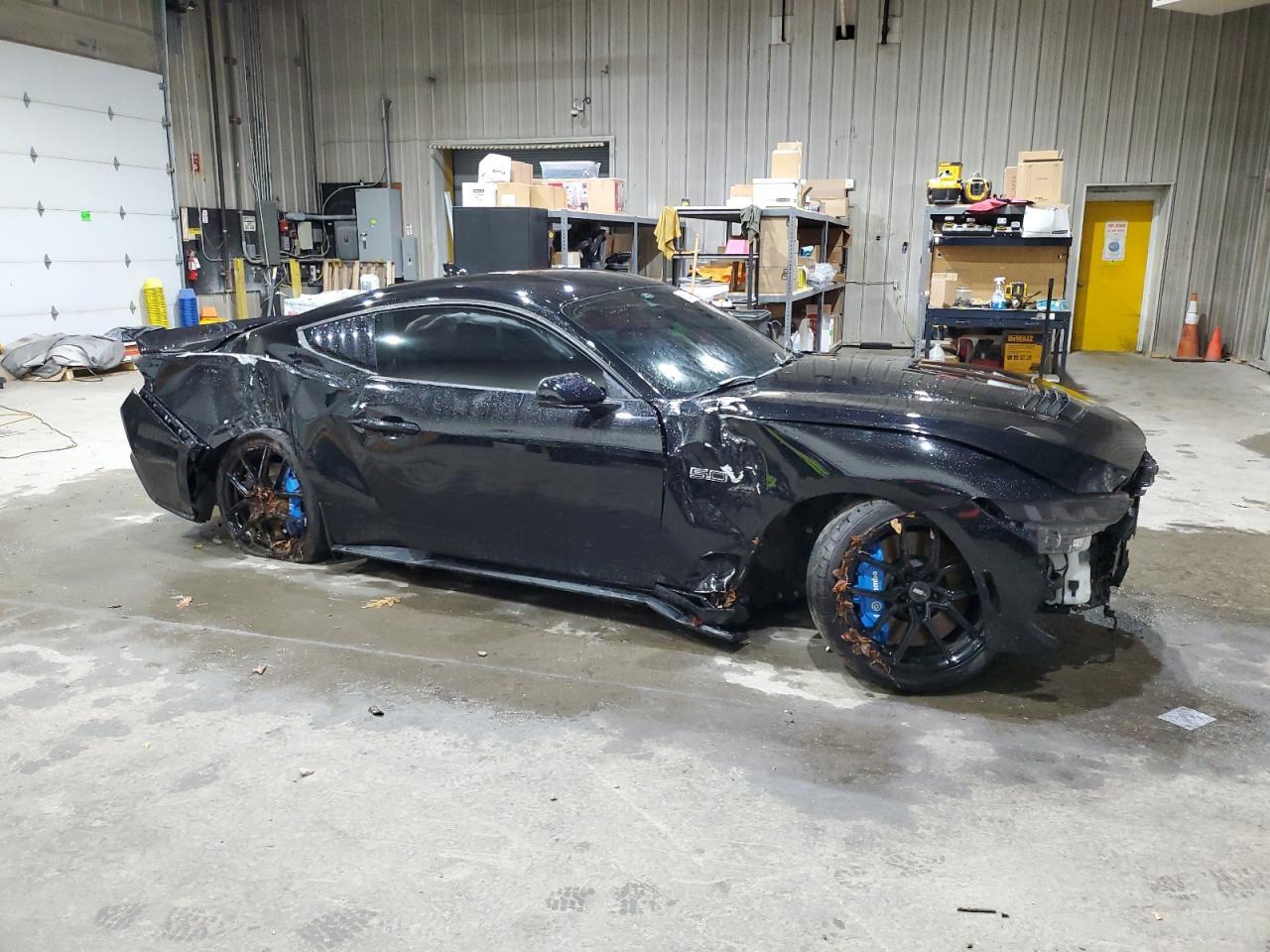 2024 Ford Mustang Gt - Фото 4