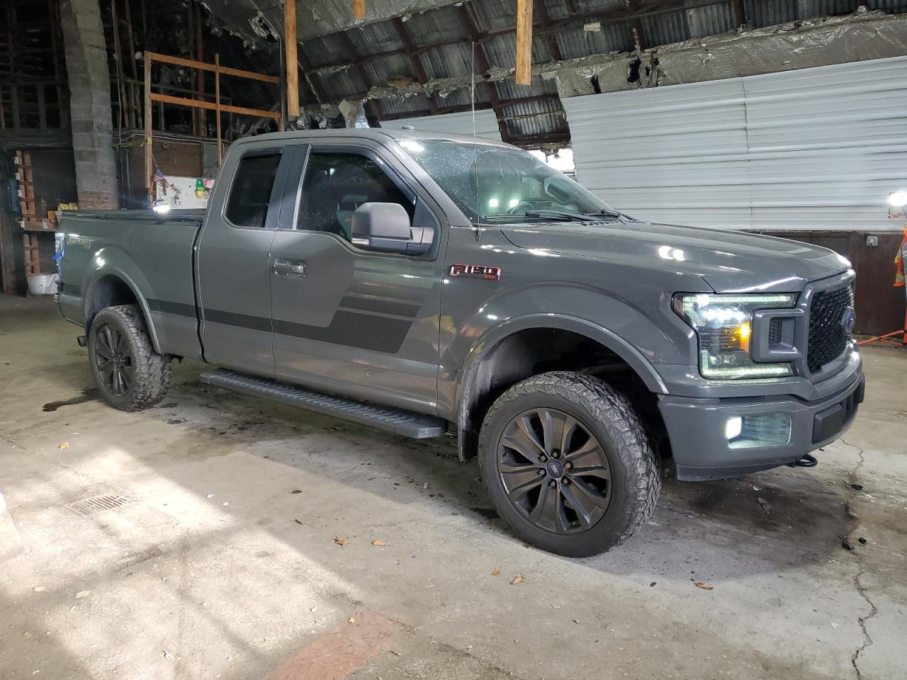 2018 Ford F150 Super Cab - Image 4
