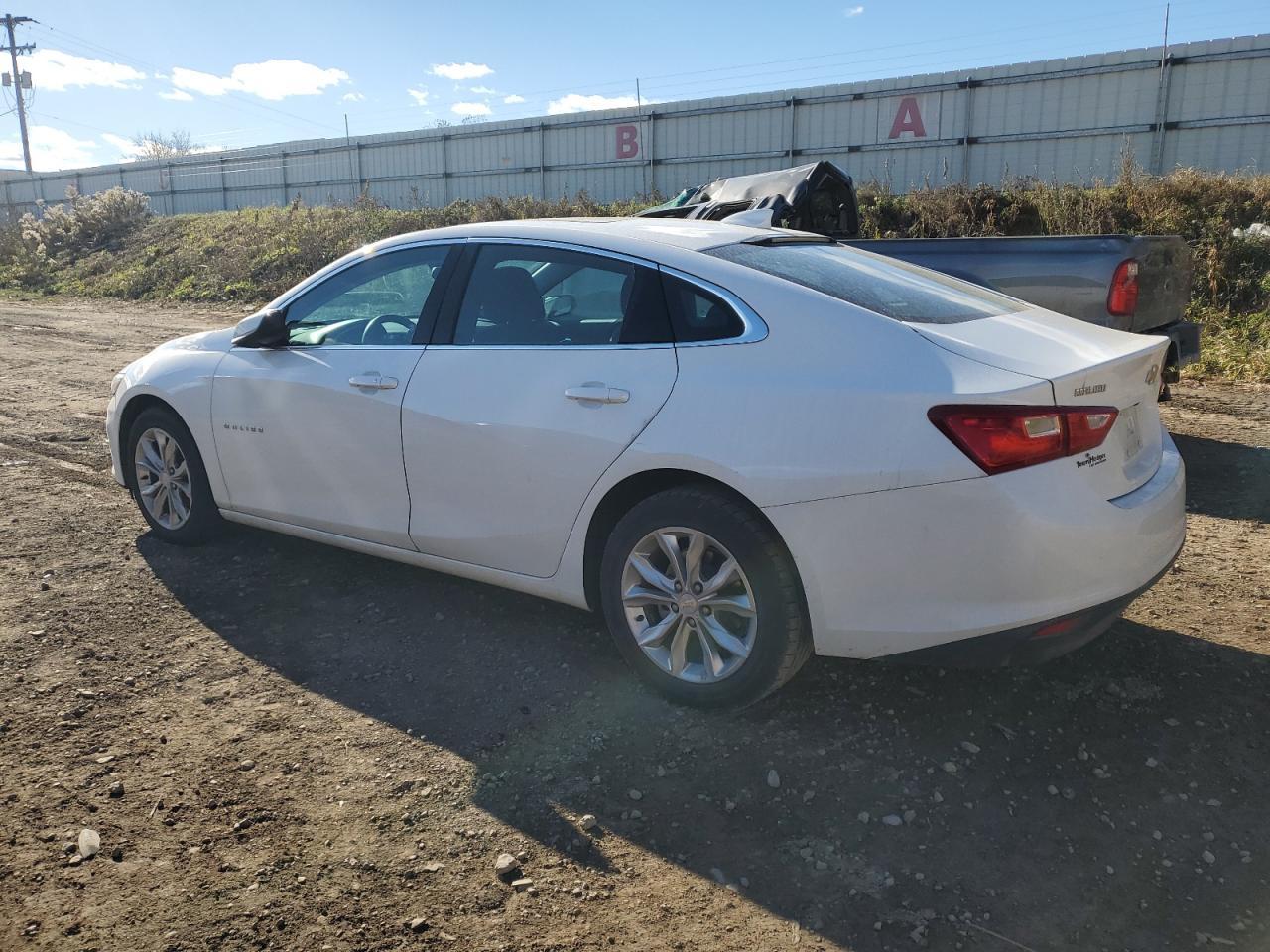 2023 Chevrolet Malibu Lt - Фото 2