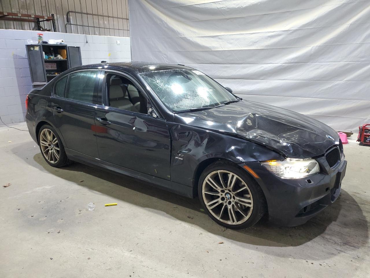 2011 BMW 335 Xi - Фото 4