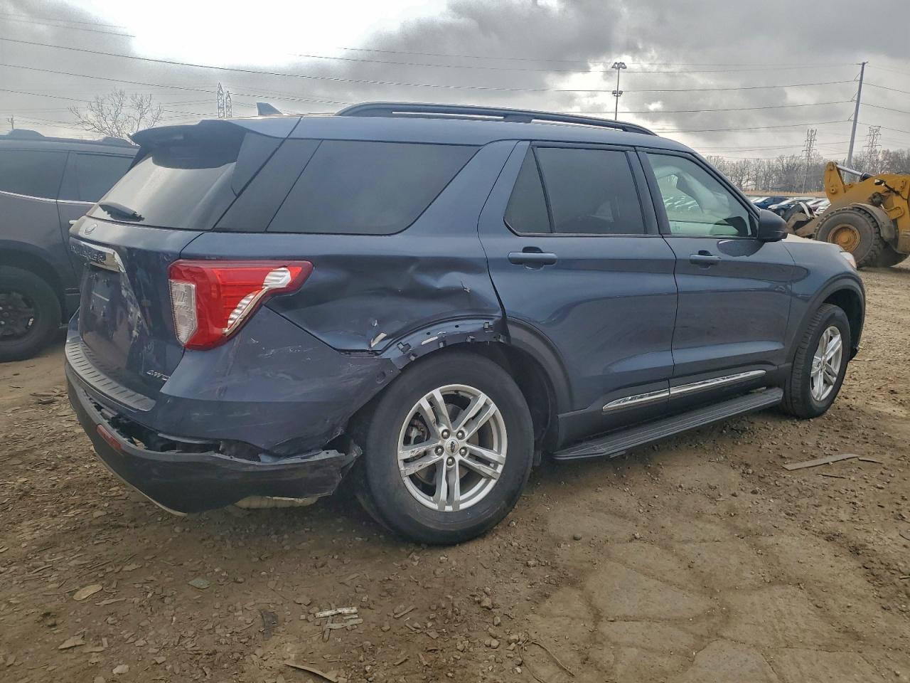 2021 Ford Explorer Xlt - Image 3