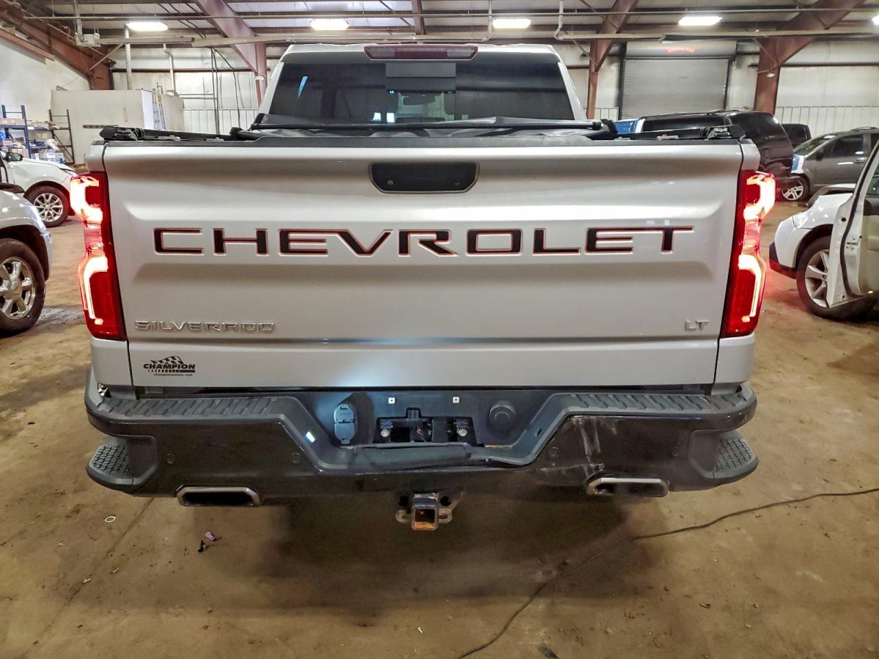 2019 Chevrolet Silverado K1500 Lt Trail Boss - Image 6