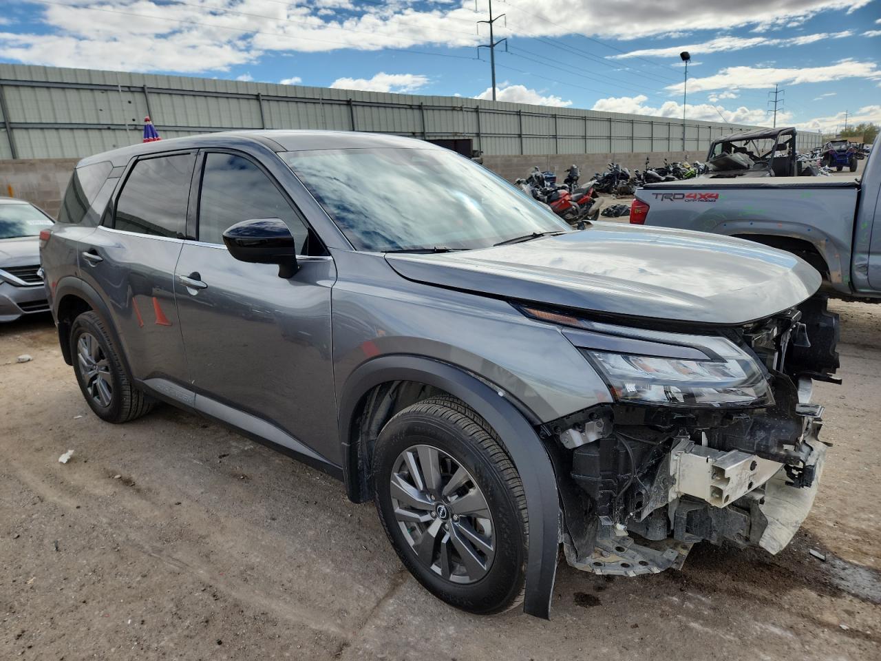 2023 Nissan Pathfinder S - Фото 4