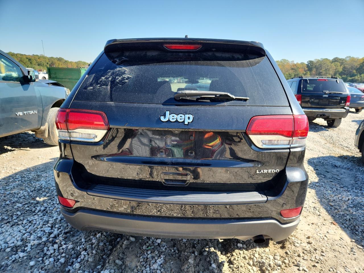 2020 Jeep Grand Cherokee Laredo - Image 6