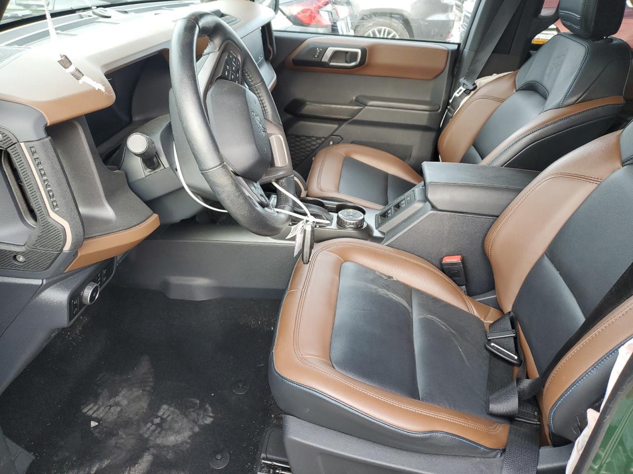 2024 Ford Bronco Outer Banks - Фото 7