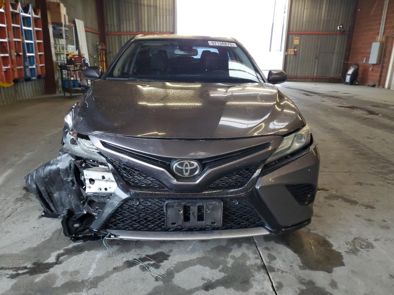 2018 Toyota Camry Xse - Фото 5