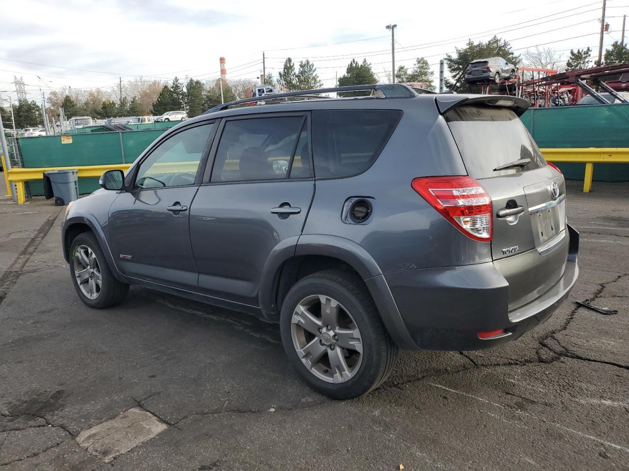 2010 Toyota Rav4 Sport - Фото 2