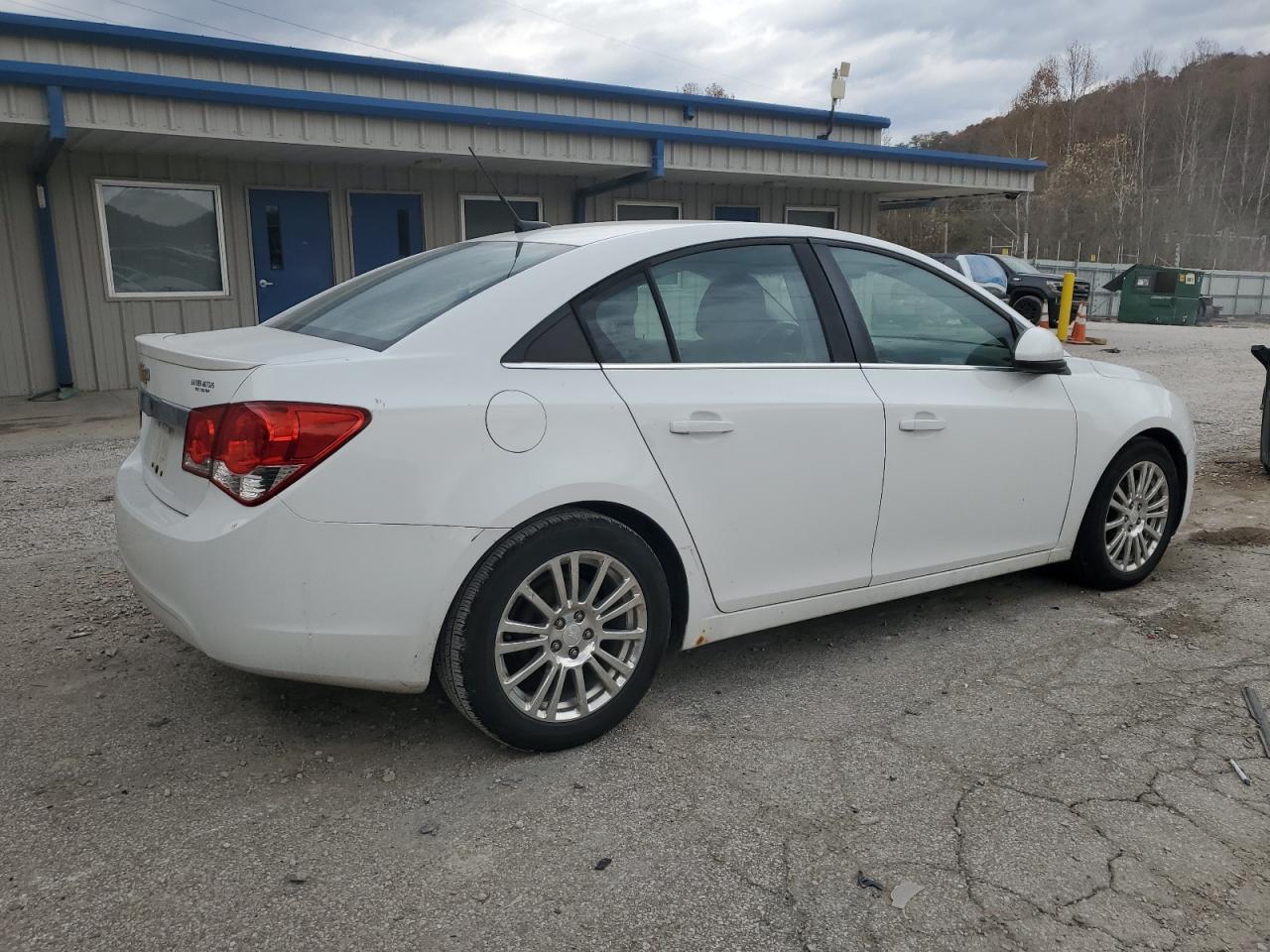 2014 Chevrolet Cruze Eco - Image 3