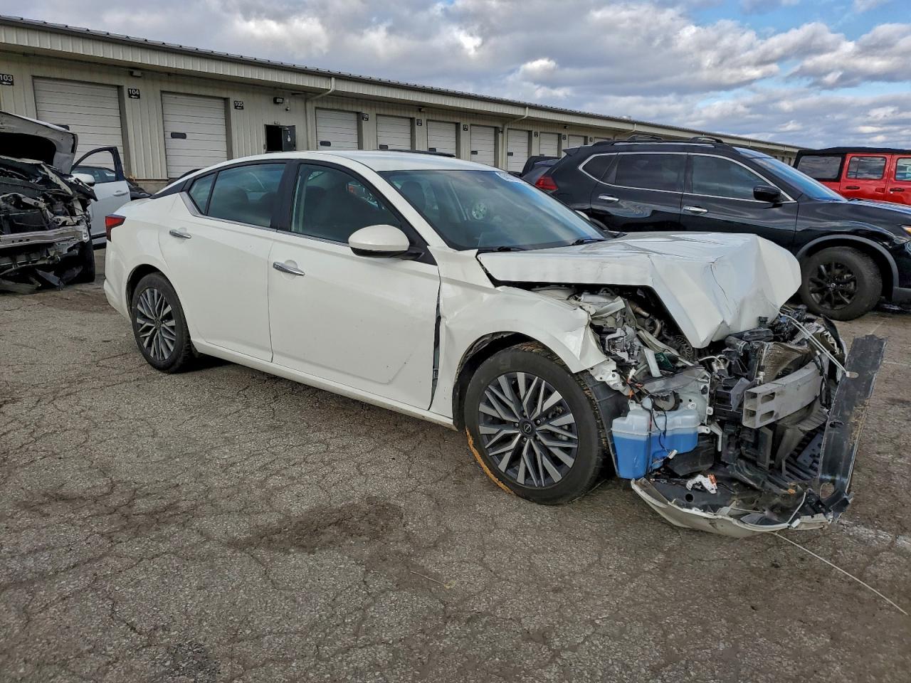 2023 Nissan Altima Sv - Image 4