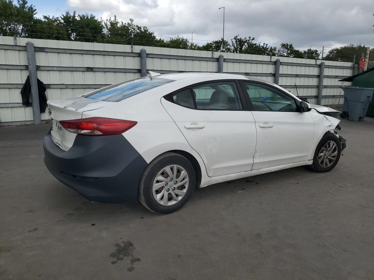 2007 Hyundai Elantra - Image 5