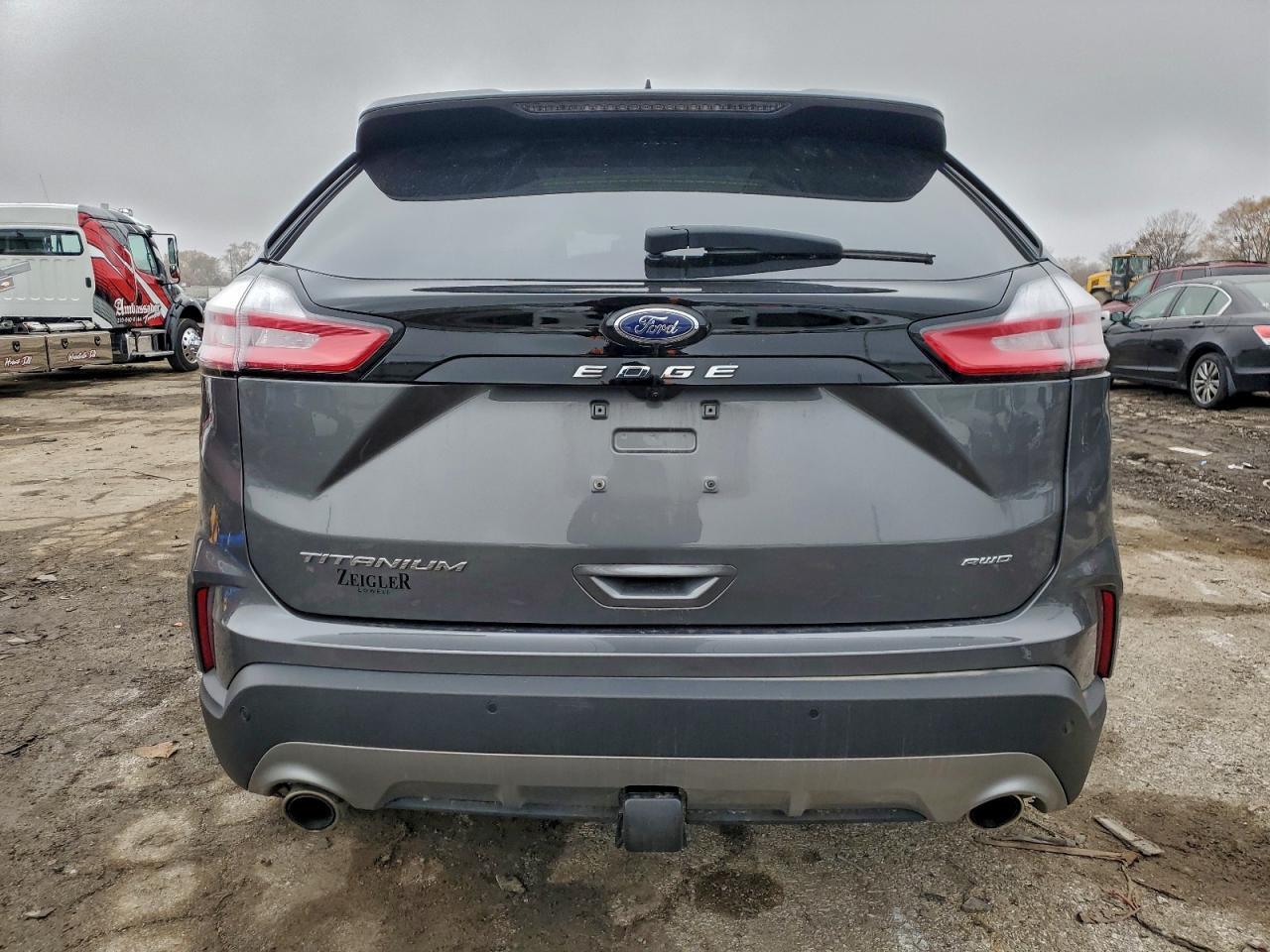 2024 Ford Edge Titanium - Image 6