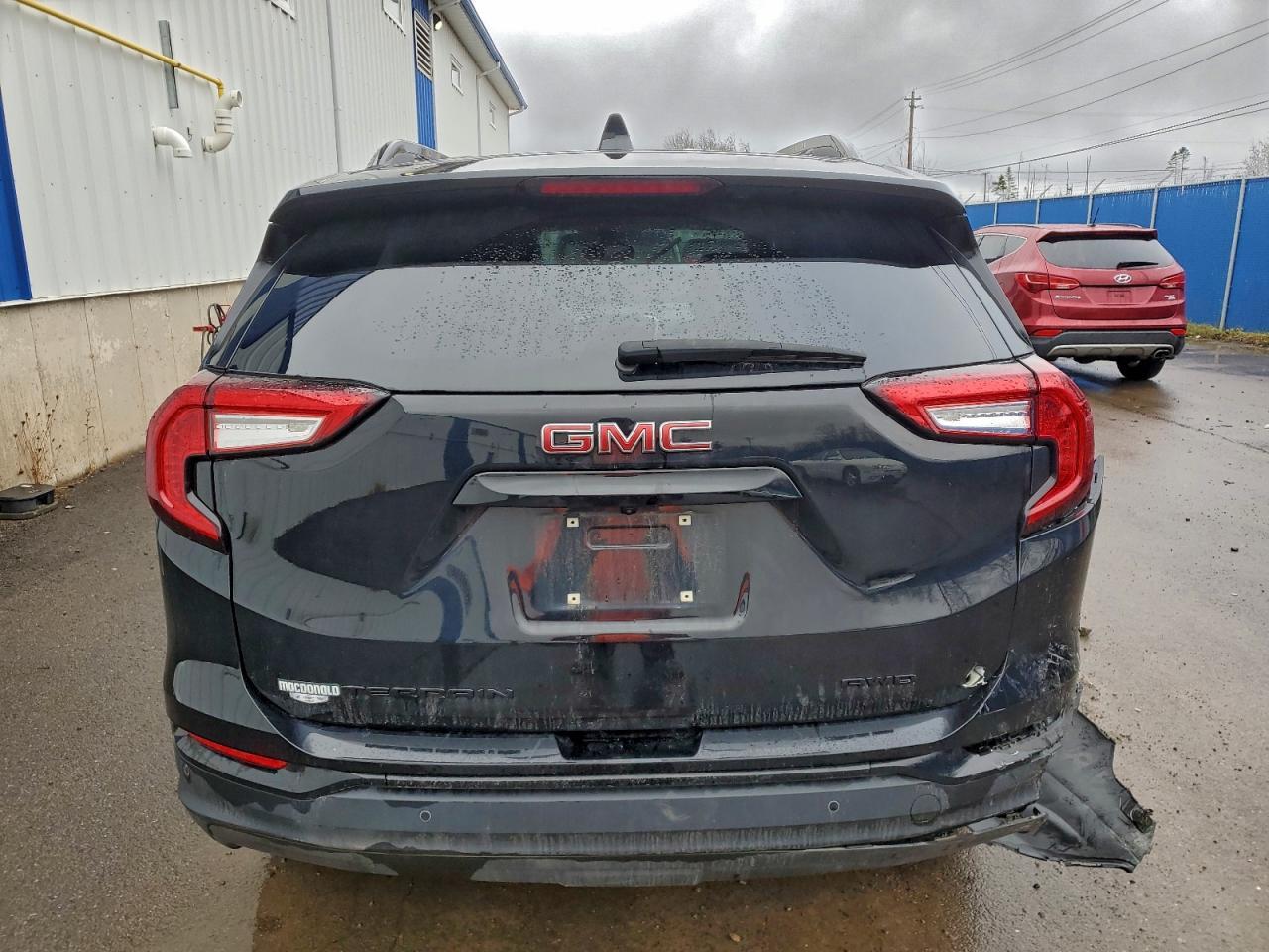 2023 GMC Terrain Sle - Image 6