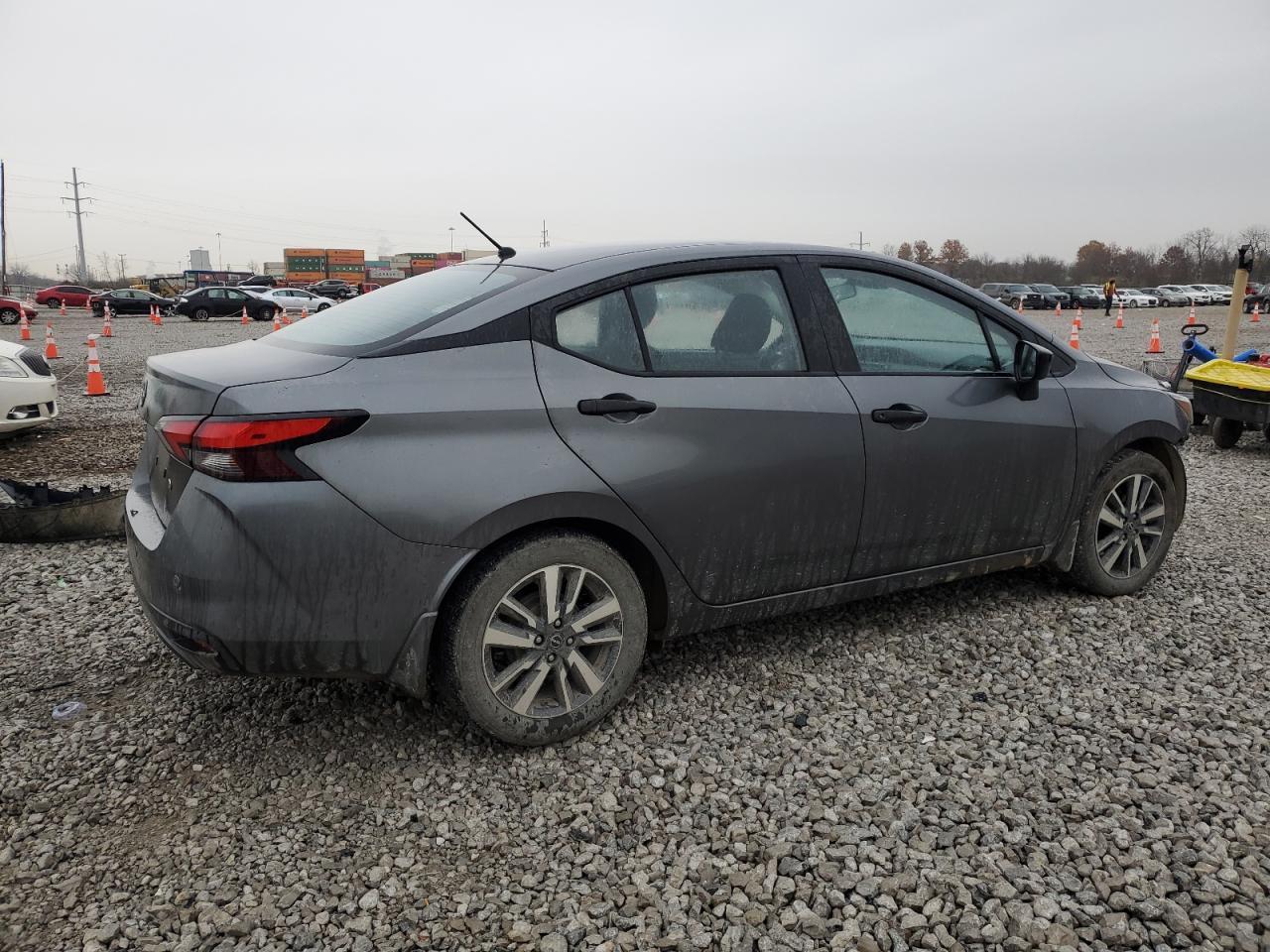 2024 Nissan Versa S - Фото 3