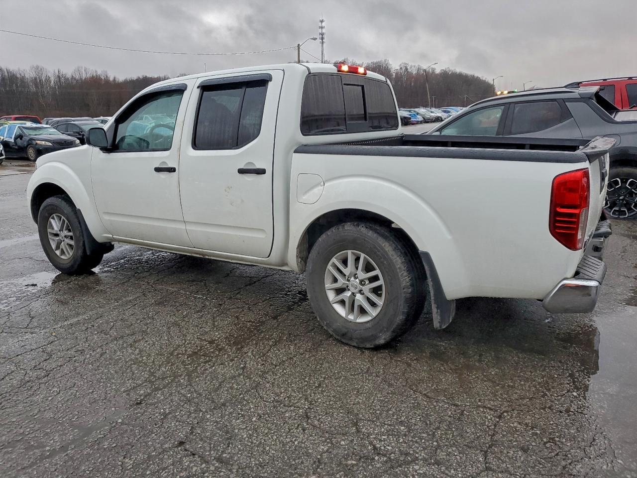 2019 Nissan Frontier S - Фото 2