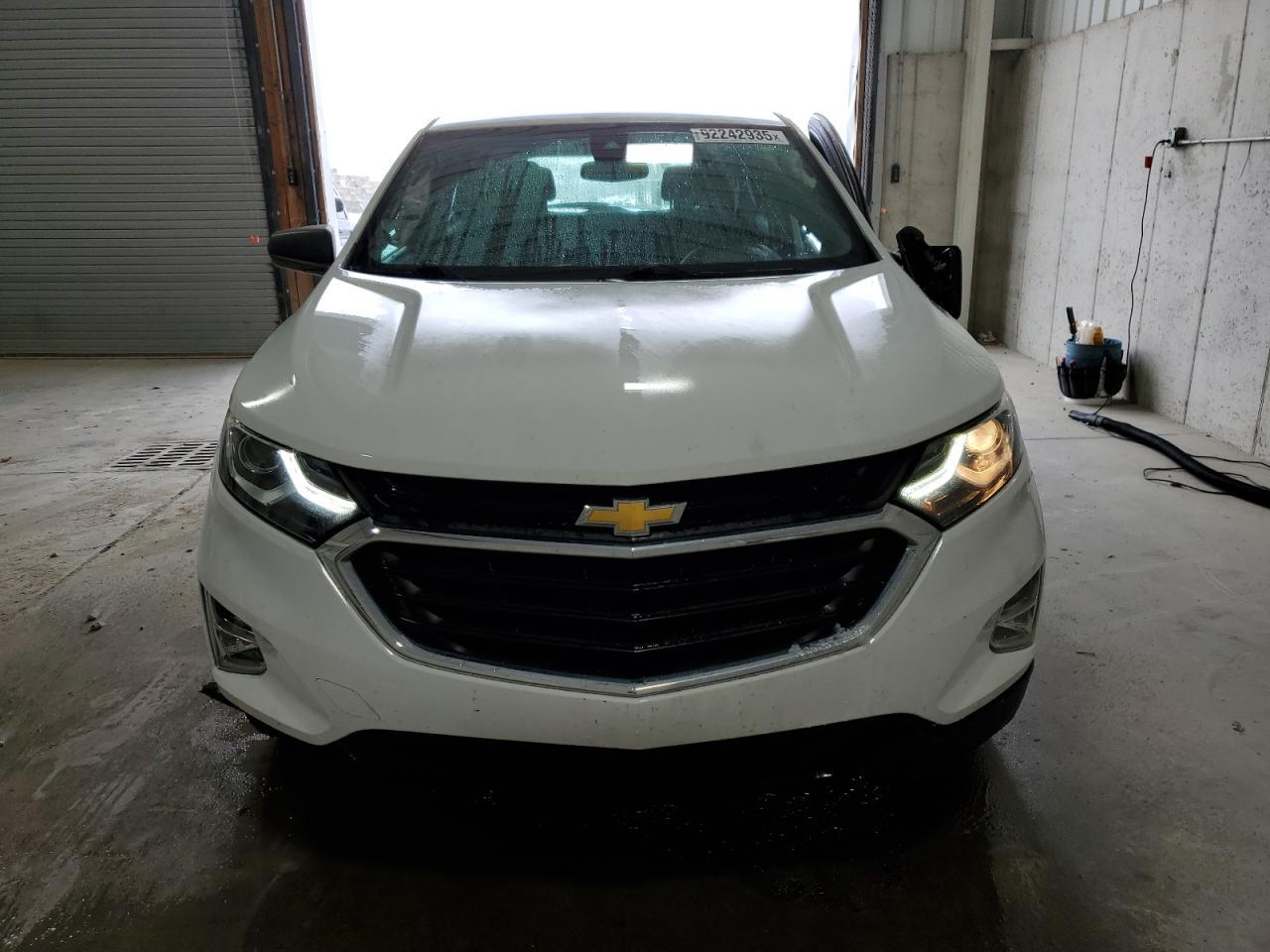 2021 Chevrolet Equinox Ls - Фото 5