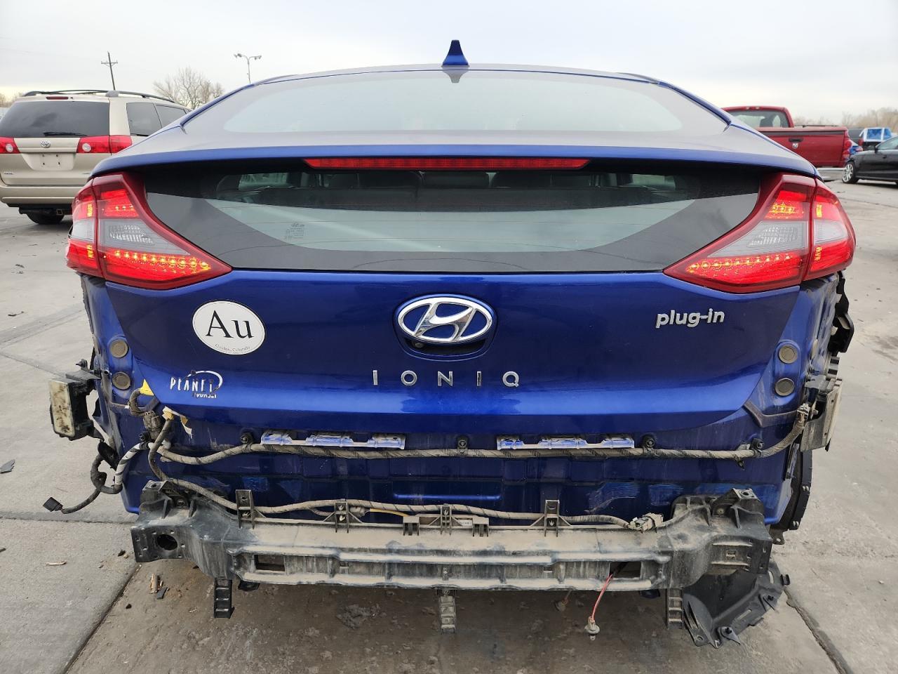 2019 Hyundai Ioniq Limited - Image 6