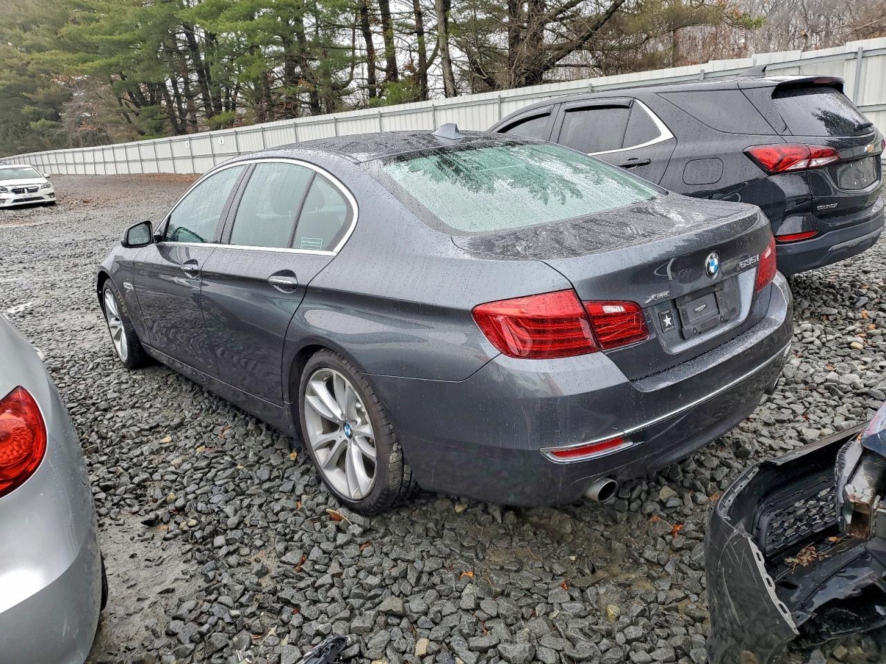 2015 BMW 535 Xi - Image 2