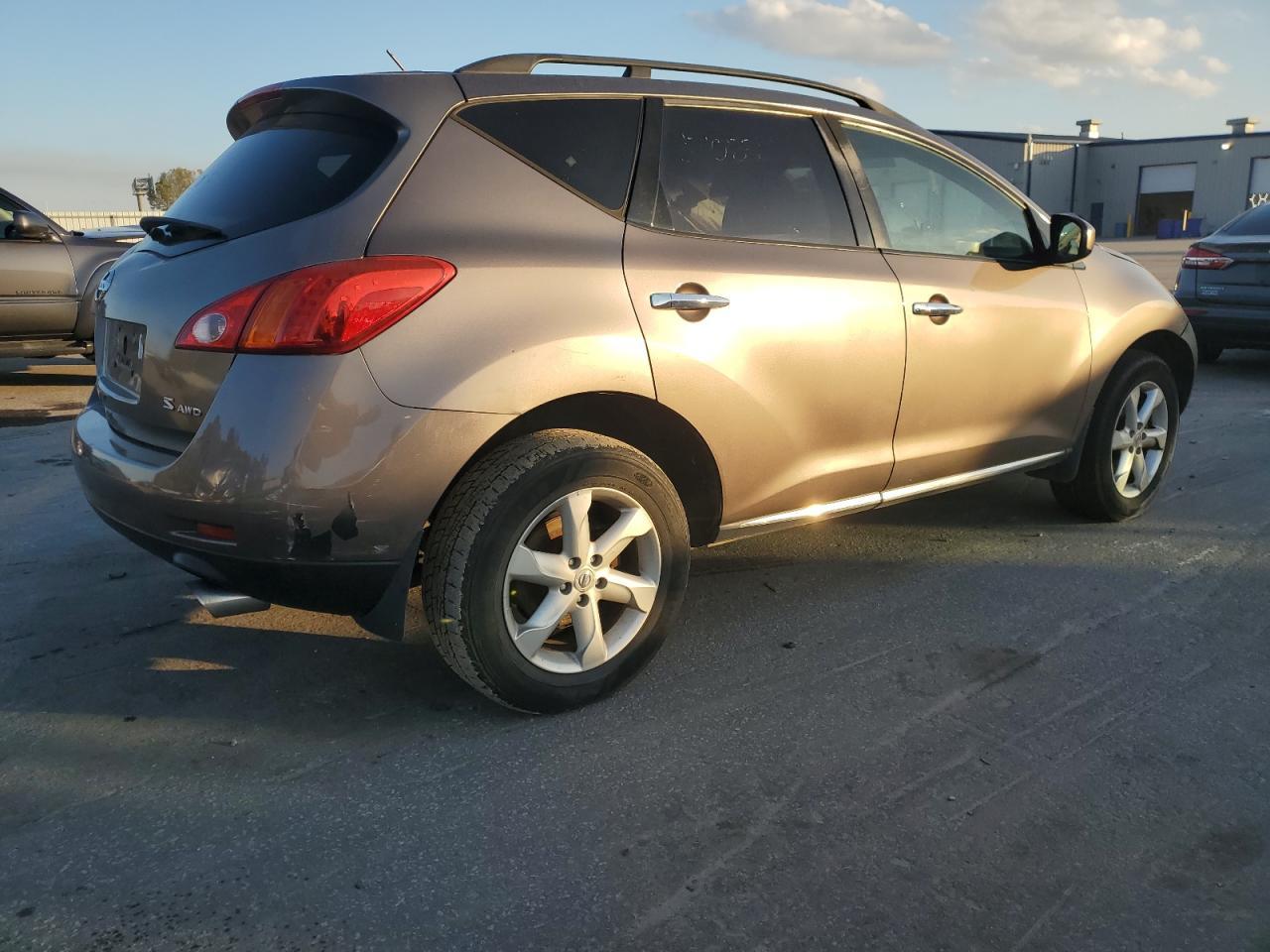 2009 Nissan Murano S - Image 3