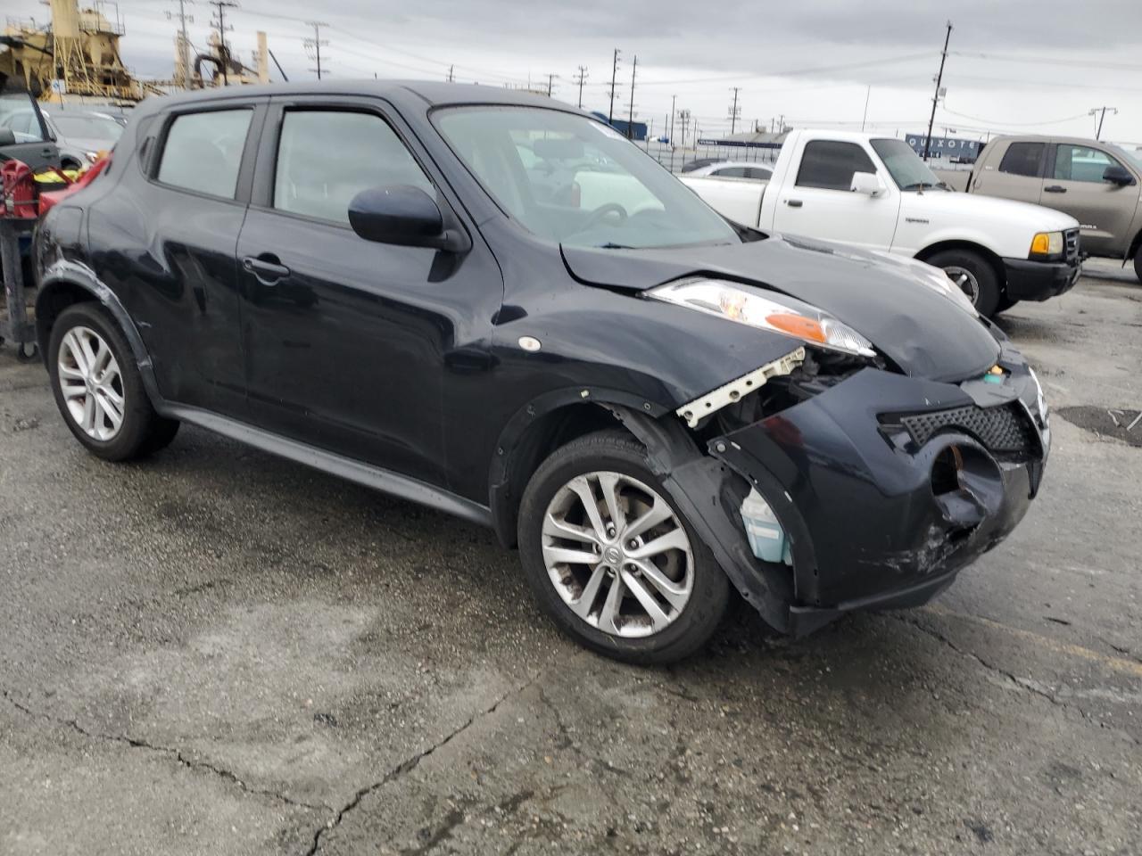 2013 Nissan Juke S - Image 4