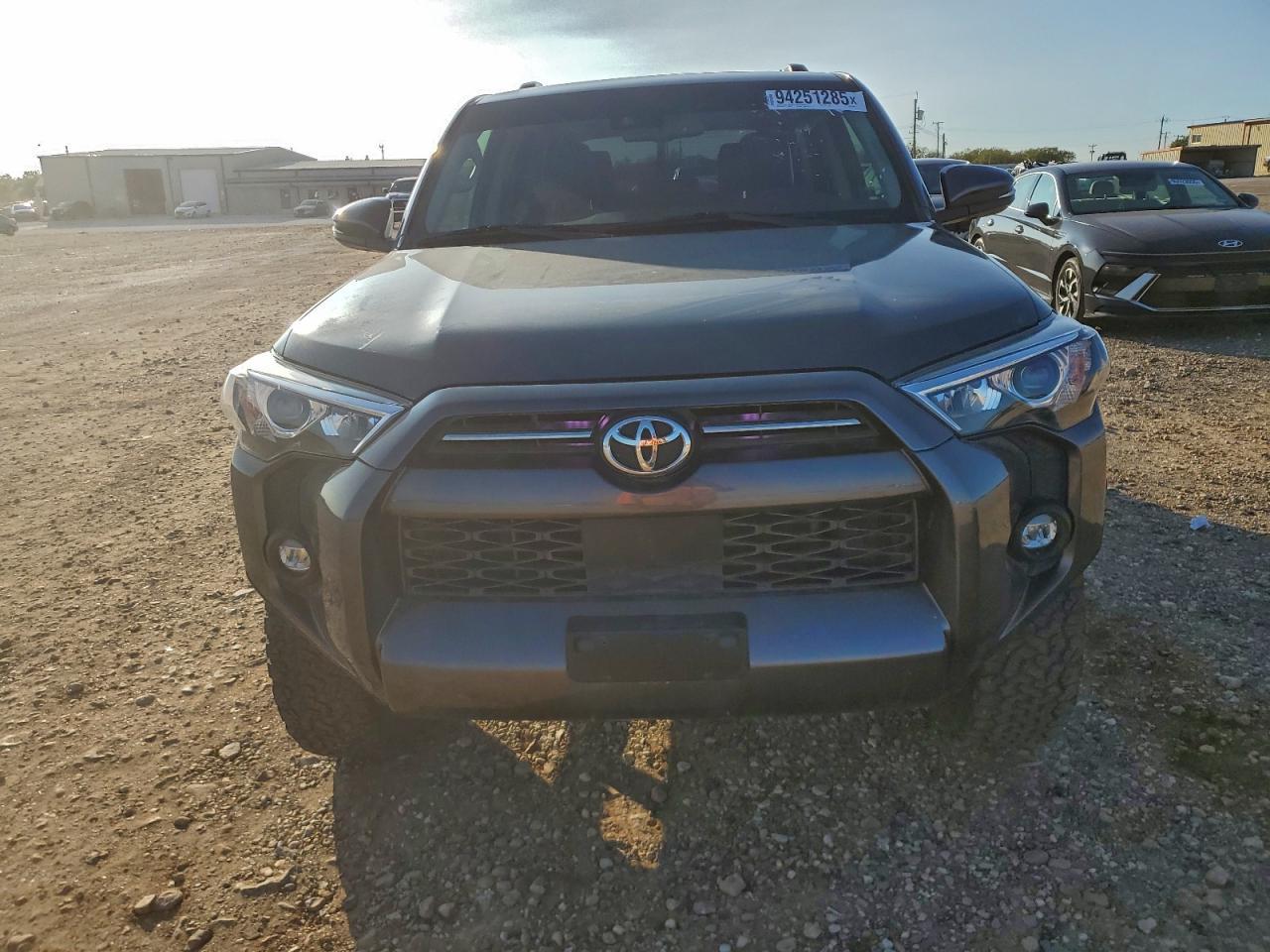 2021 Toyota 4Runner Sr5 - Фото 5