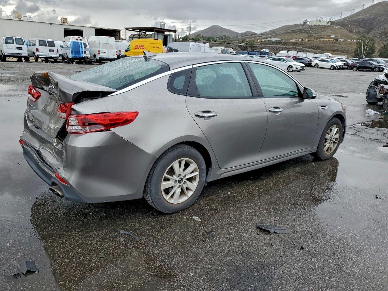 2018 Kia Optima Lx - Фото 3