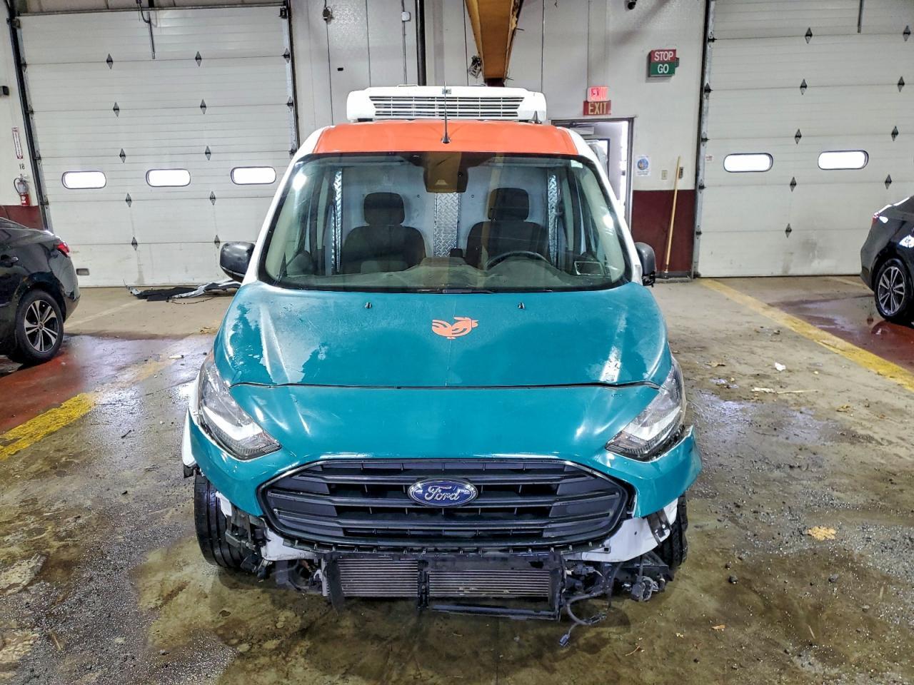 2022 Ford Transit Connect Van - Image 5