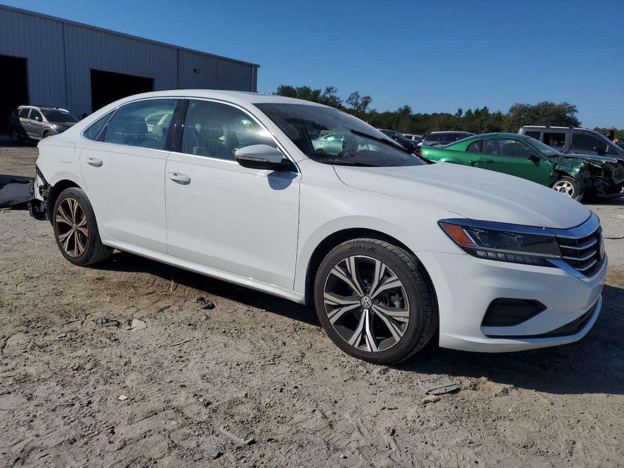 2022 Volkswagen Passat Se - Фото 4