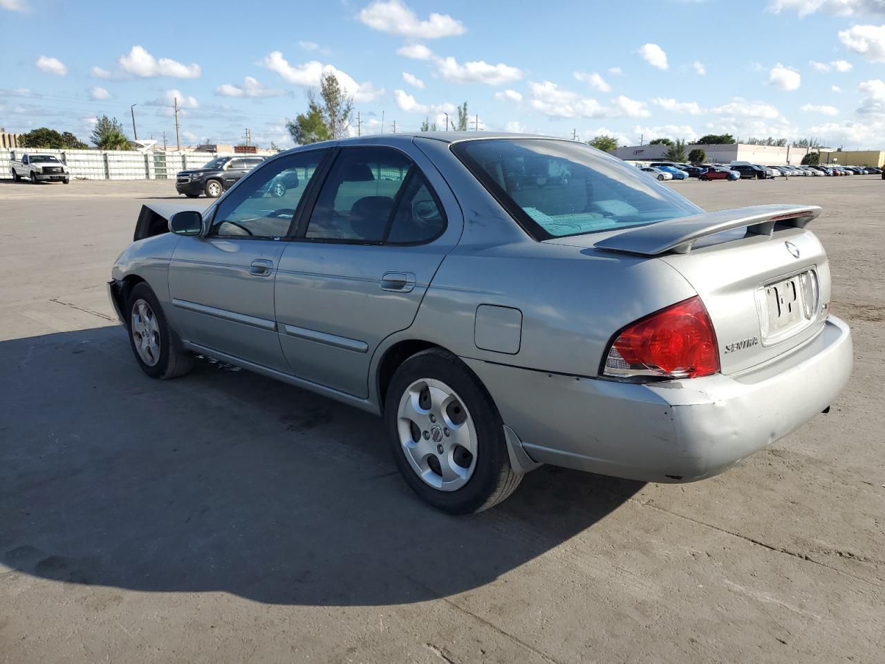 2004 Nissan Sentra 1.8 - Фото 2