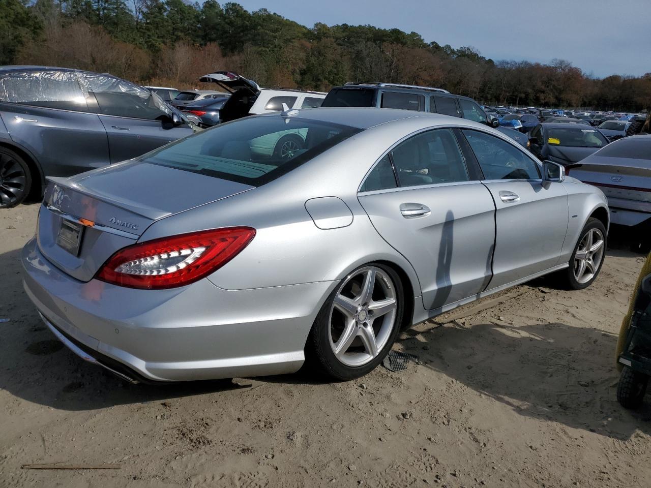 2012 Mercedes-Benz Cls 550 4Matic - Image 3