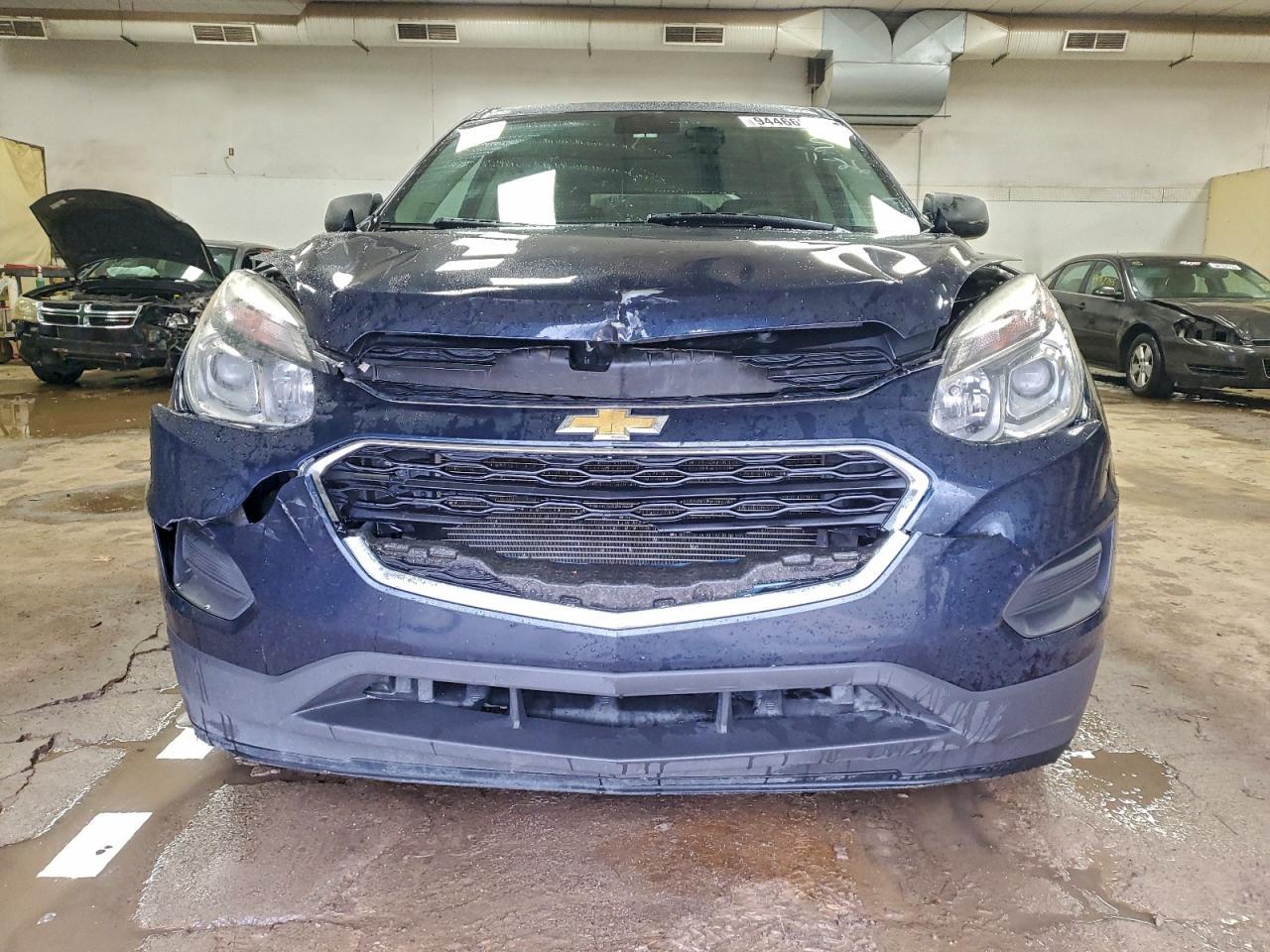 2017 Chevrolet Equinox Ls - Фото 5