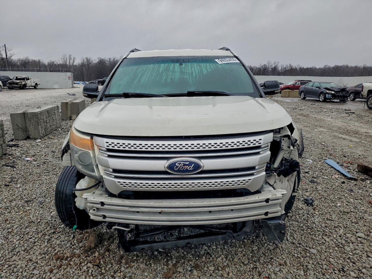 2012 Ford Explorer Xlt - Image 5