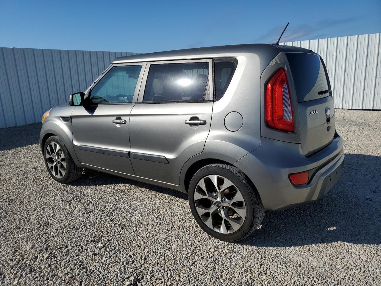 2013 Kia Soul - Image 2