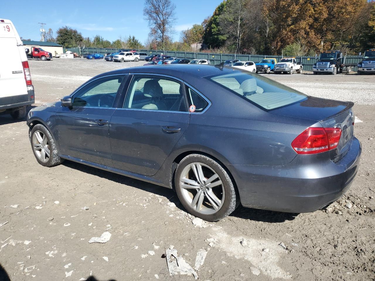 2014 Volkswagen Passat Se - Фото 2