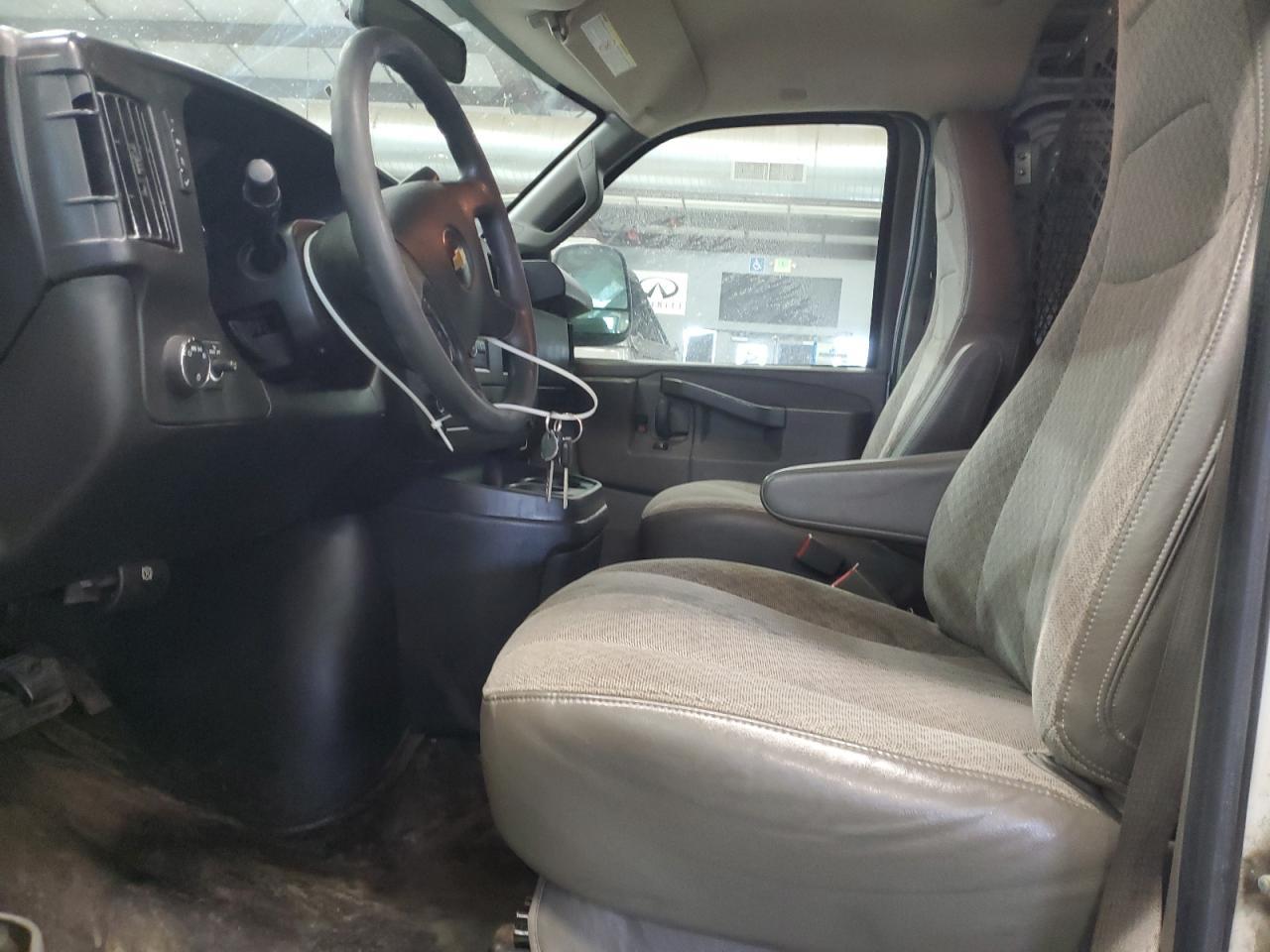 2019 Chevrolet Express G2500 - Фото 7