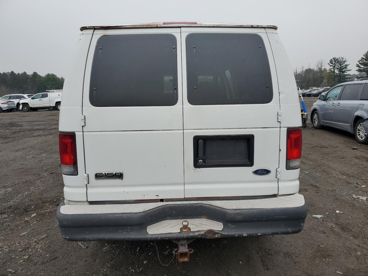 2003 Ford E250 Delivery Van - Image 6