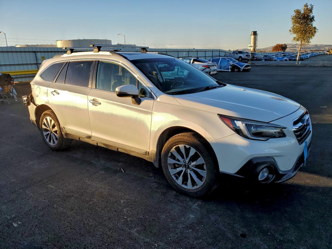 2018 Subaru Outback Touring - Фото 4