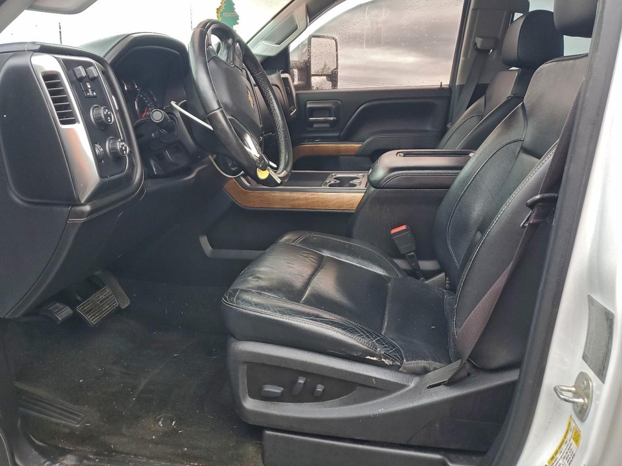 2016 Chevrolet Silverado K3500 Ltz - Image 7