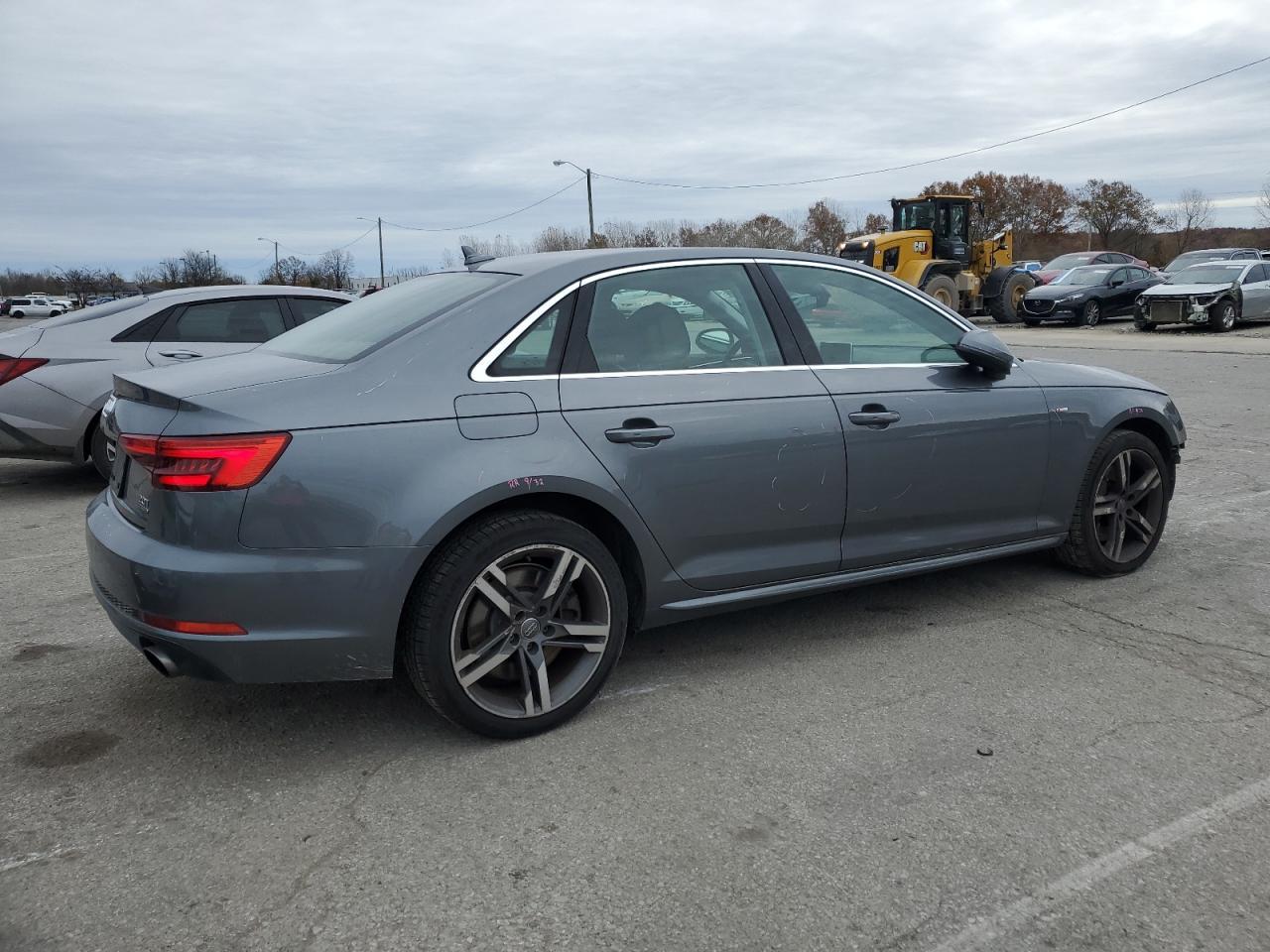 2017 Audi A4 Premium Plus - Фото 3