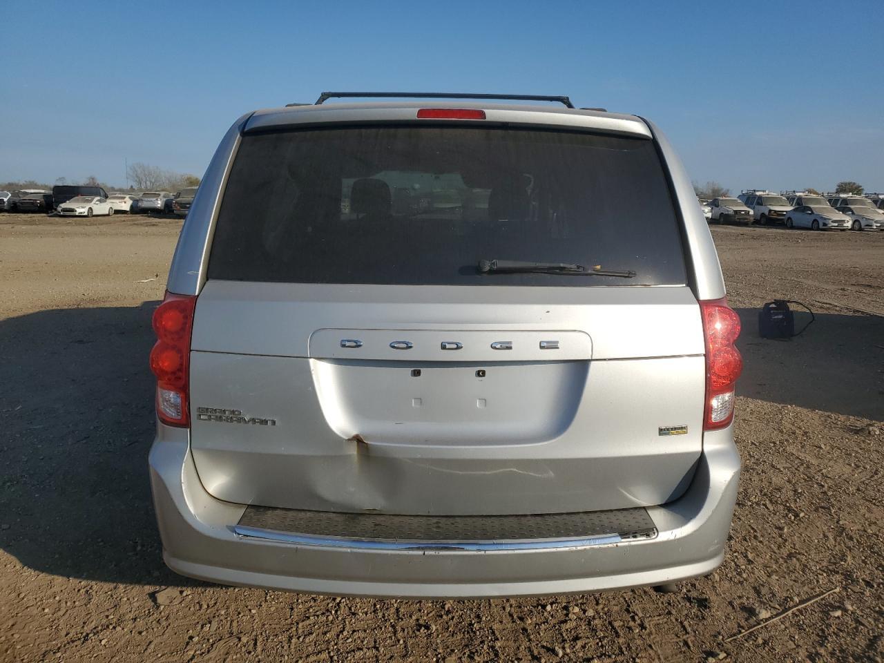 2012 Dodge Grand Caravan Sxt - Image 6
