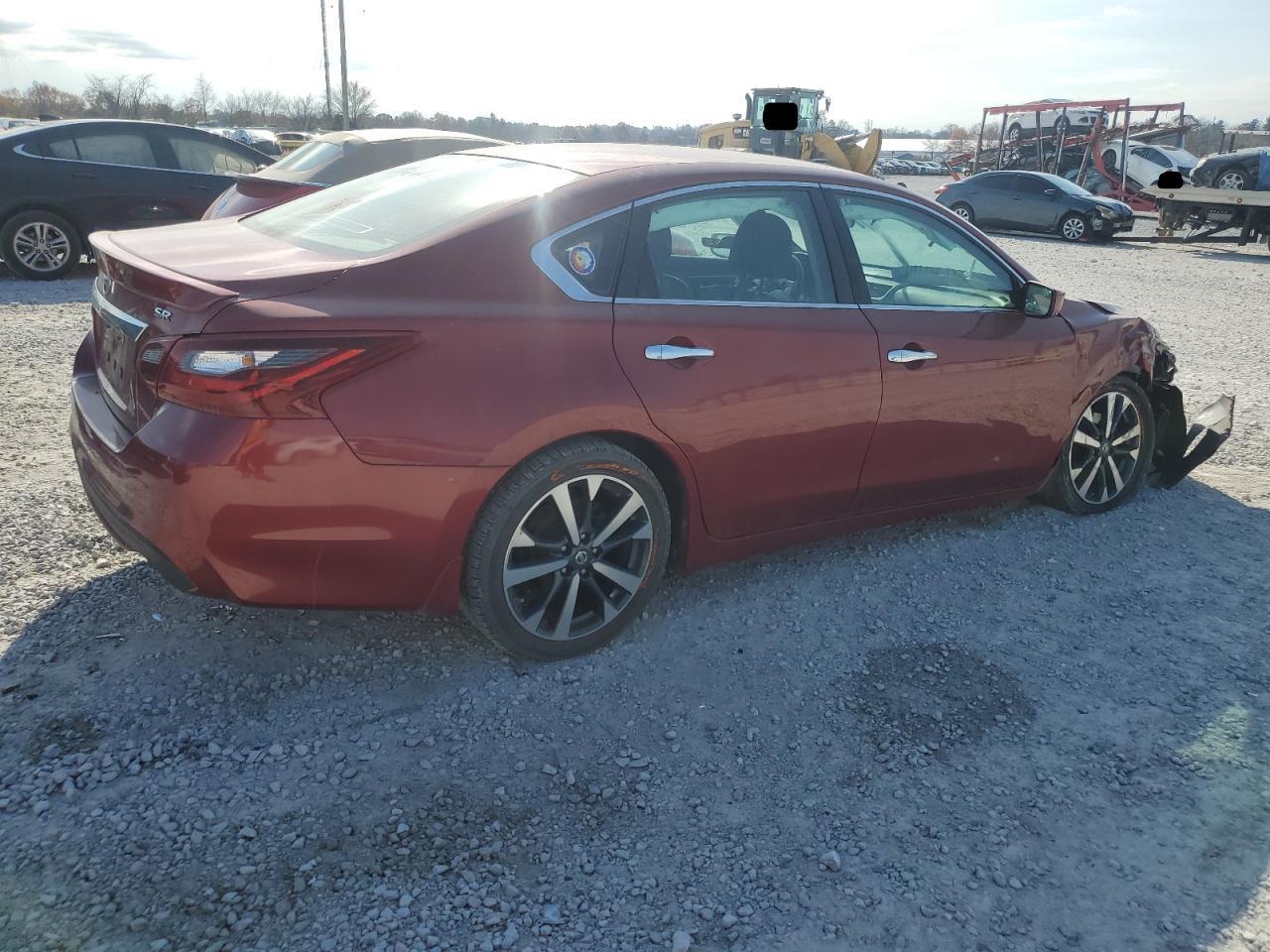2017 Niss Altima - Фото 3