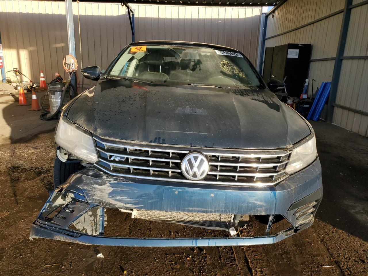 2018 Volkswagen Passat S - Фото 5
