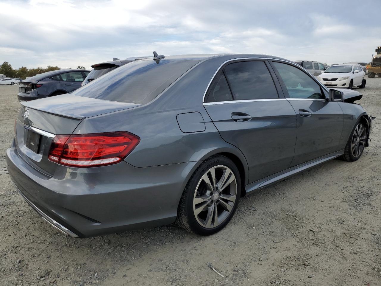 2016 Mercedes-Benz E 350 - Фото 3