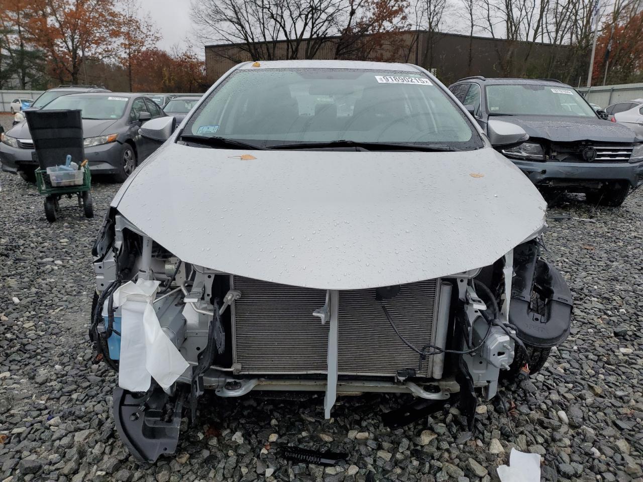 2016 Toyota Corolla S Plus - Image 5